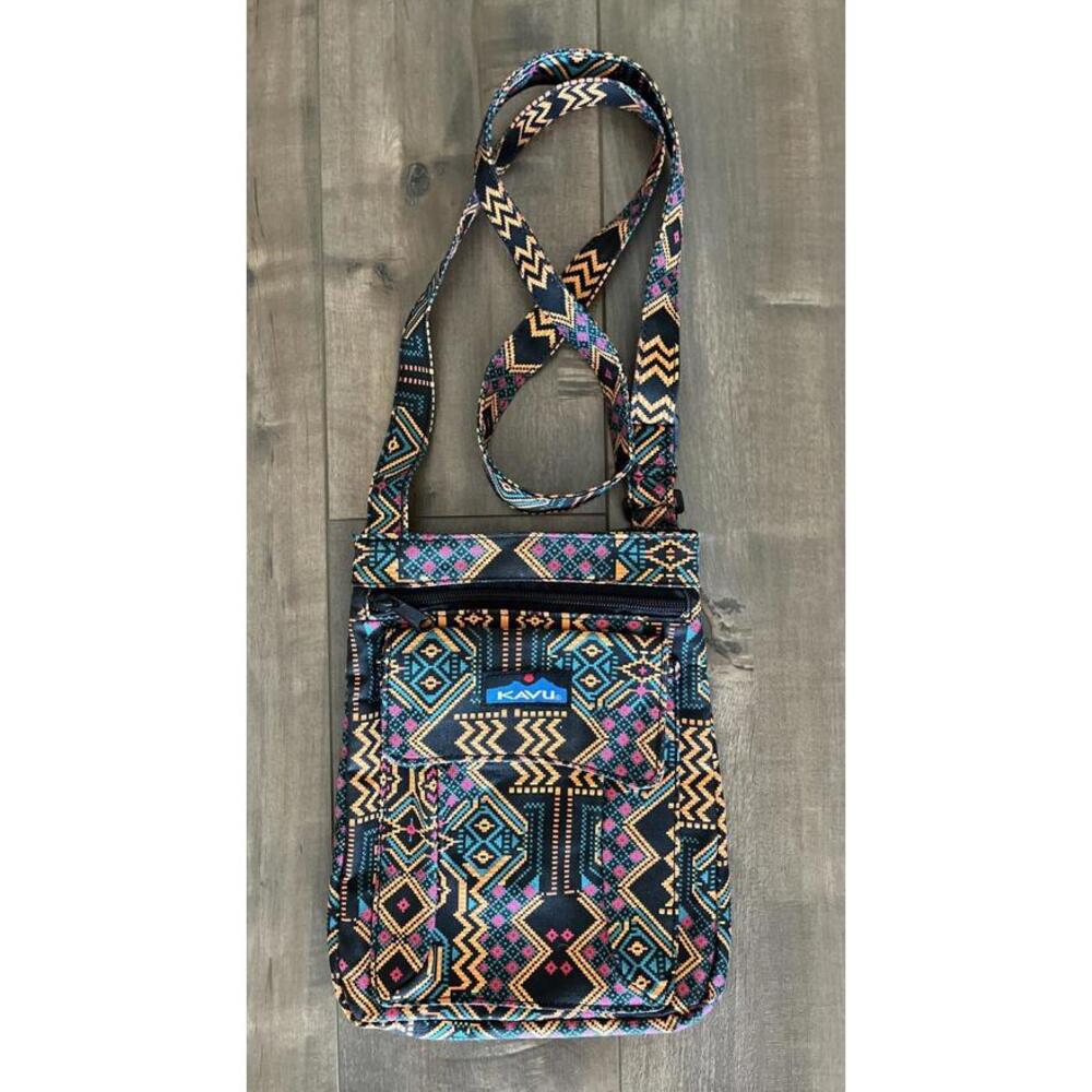 Kavu Crossbody Bag Aztec Design NWOT